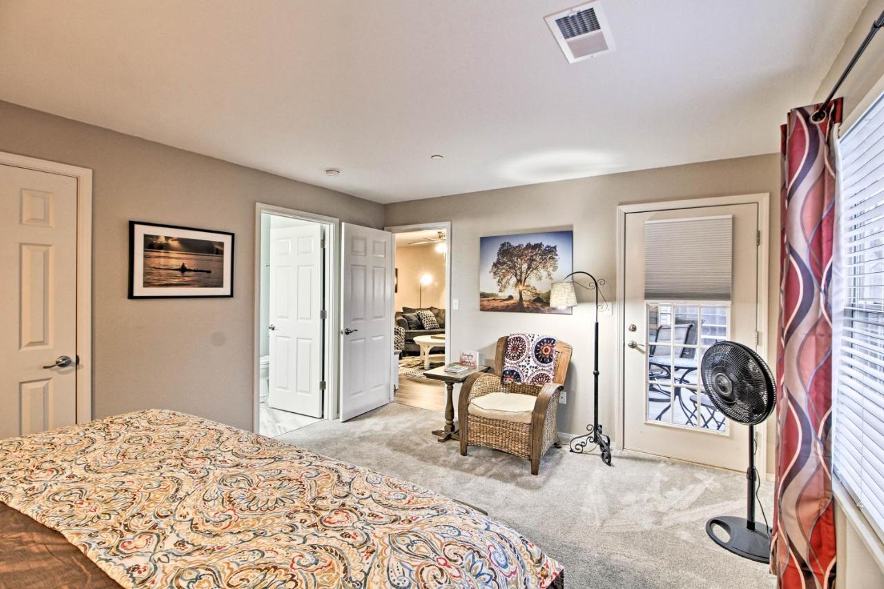 Updated Lake Taneycomo Condo With Screened Porch! Брэнсон Экстерьер фото