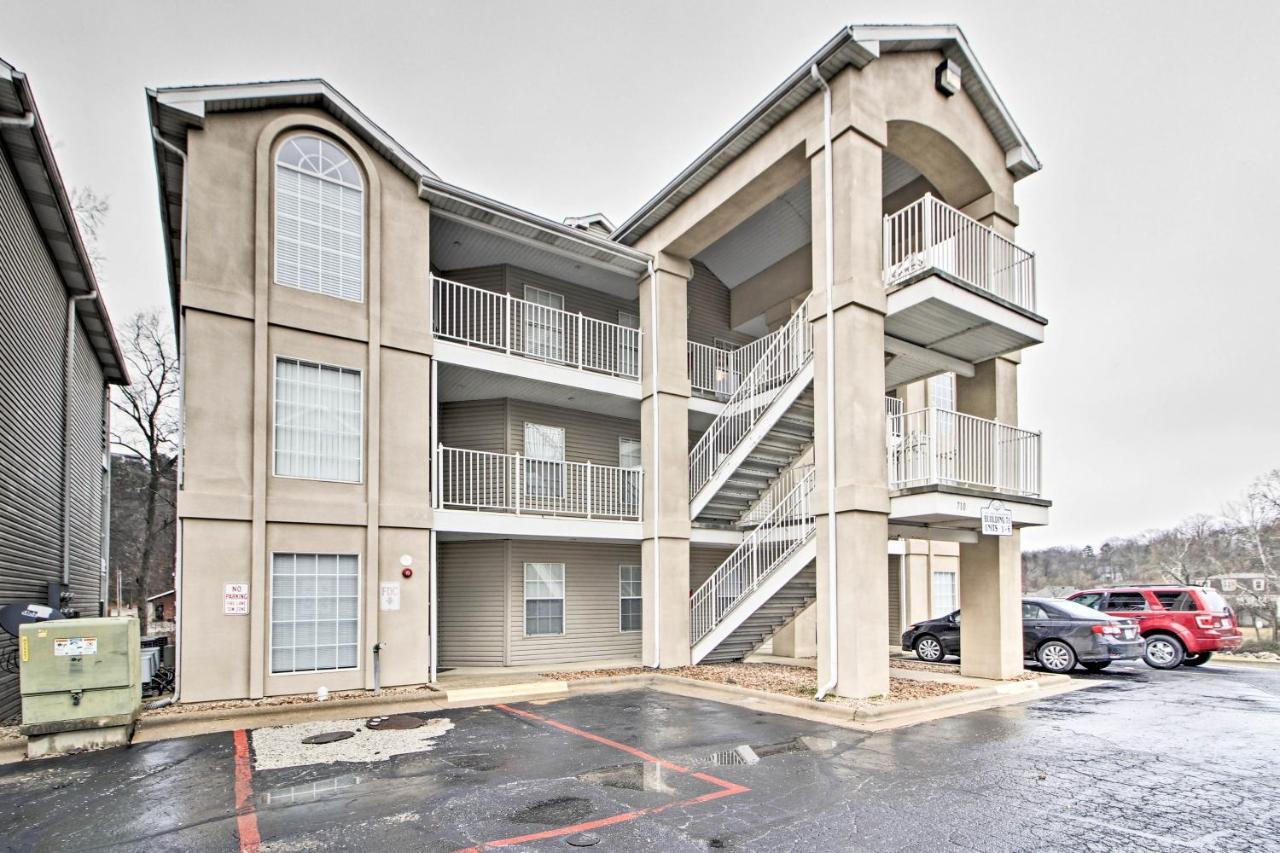 Updated Lake Taneycomo Condo With Screened Porch! Брэнсон Экстерьер фото
